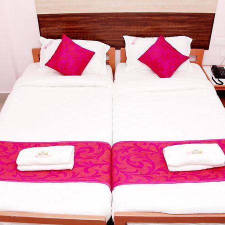 Royal Grand Days Hotel Csennai Kültér fotó