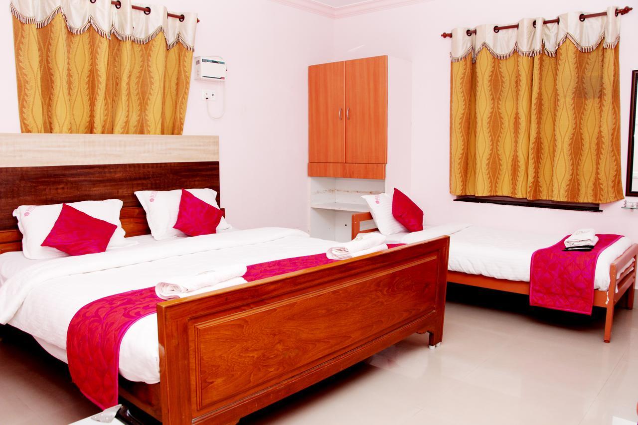 Royal Grand Days Hotel Csennai Kültér fotó