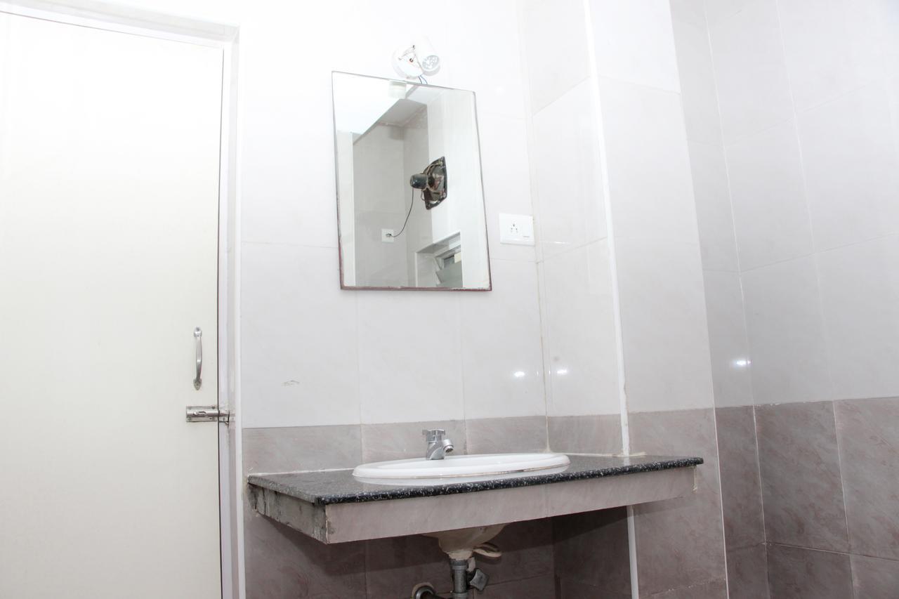 Royal Grand Days Hotel Csennai Kültér fotó